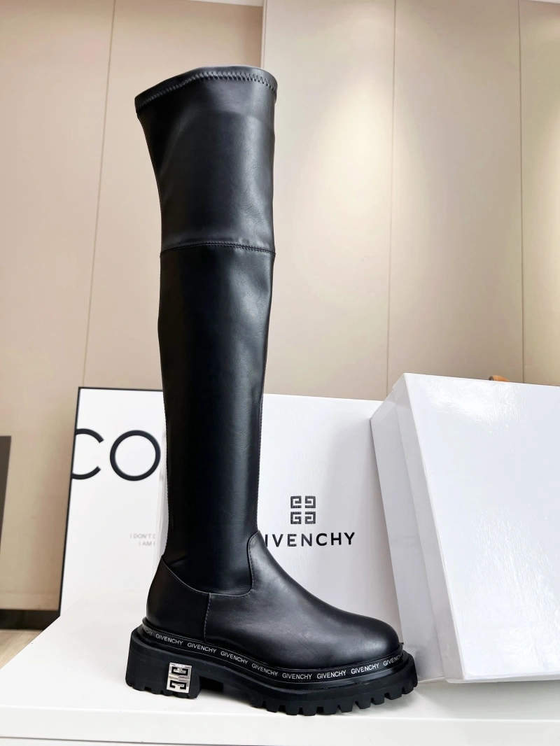 Cozy Gxvxnchy Boots 153707