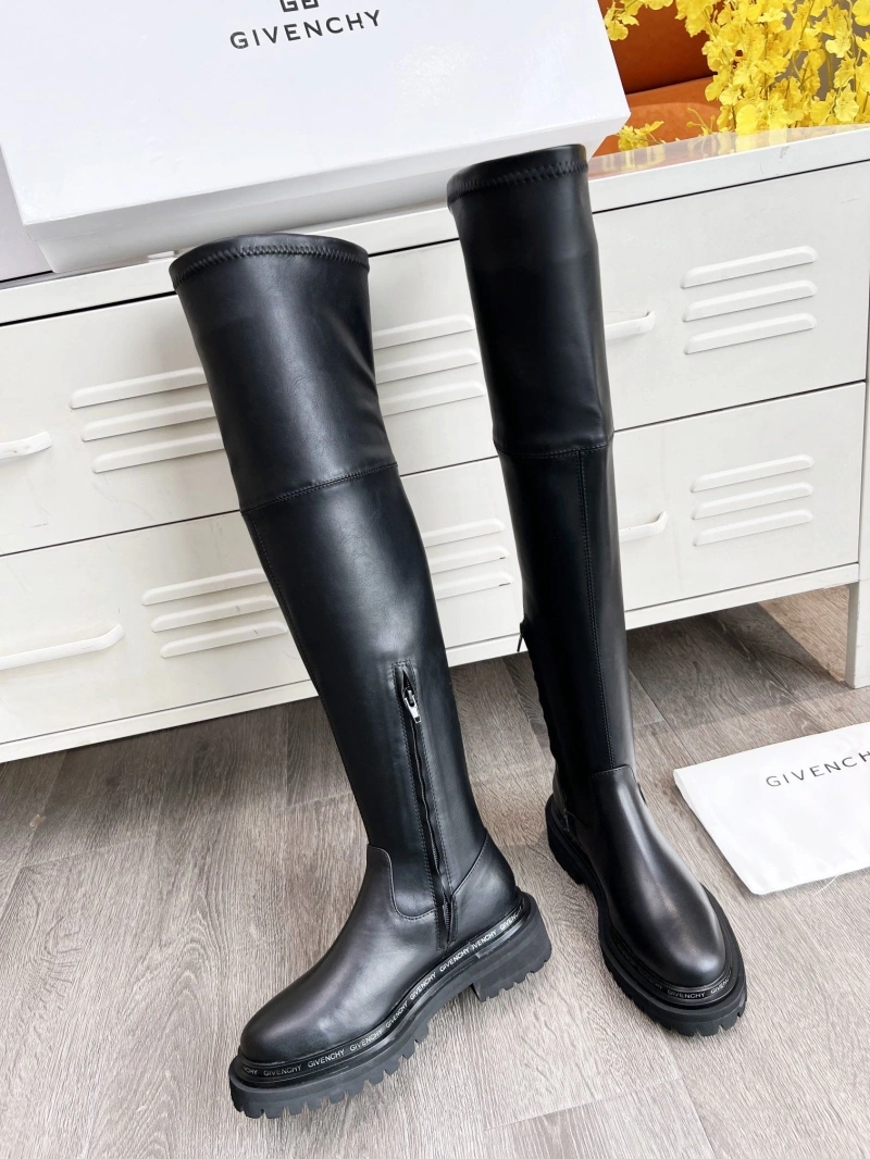 Cozy Gxvxnchy Boots 153707