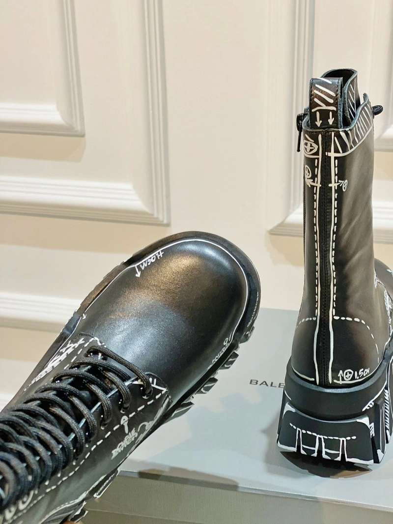 Classic Bxlxnciaga Boots 109858