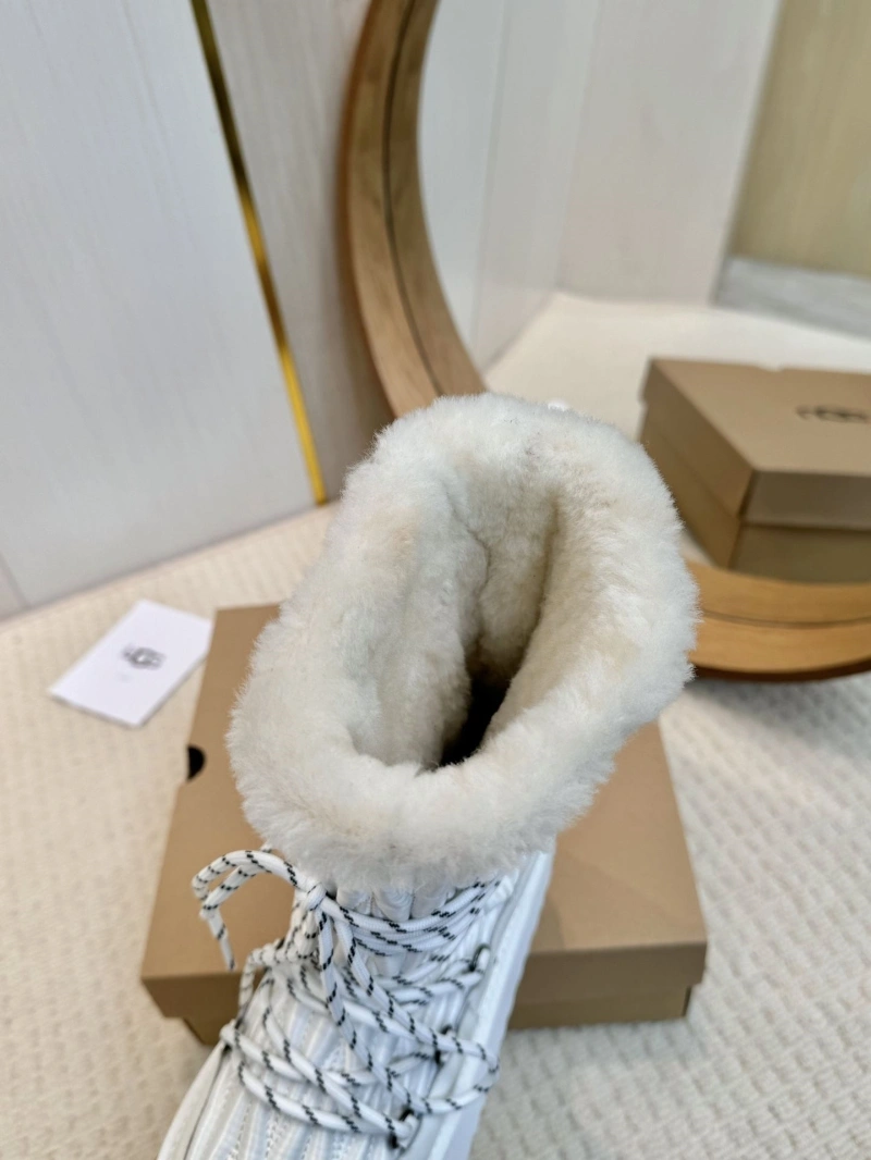 EyeCatching UGX Boots 228660