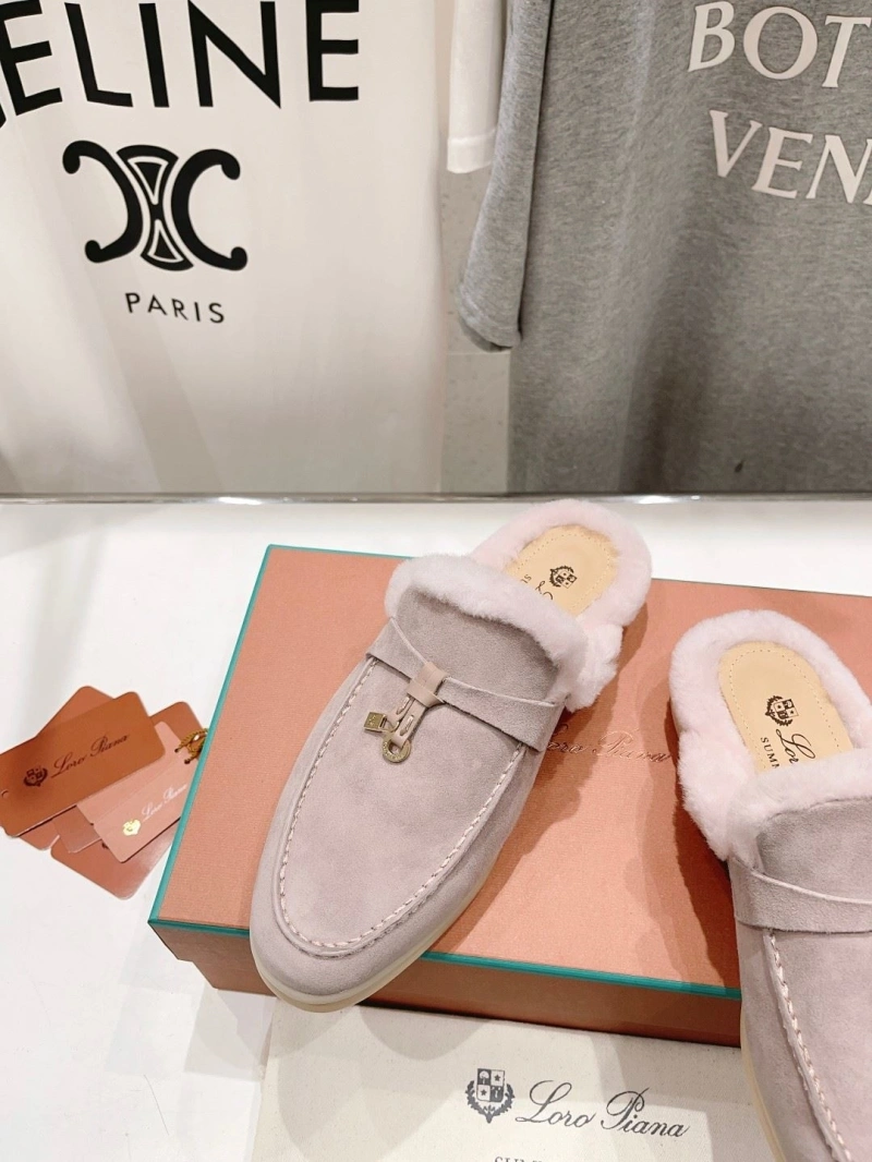 Compact Othxr Slippers 215771