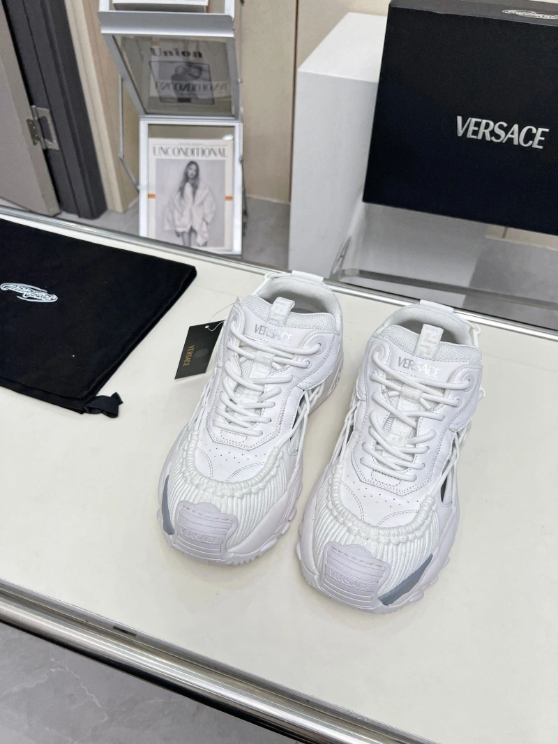 Gxvxnchy Sneakers Minimalist 153695