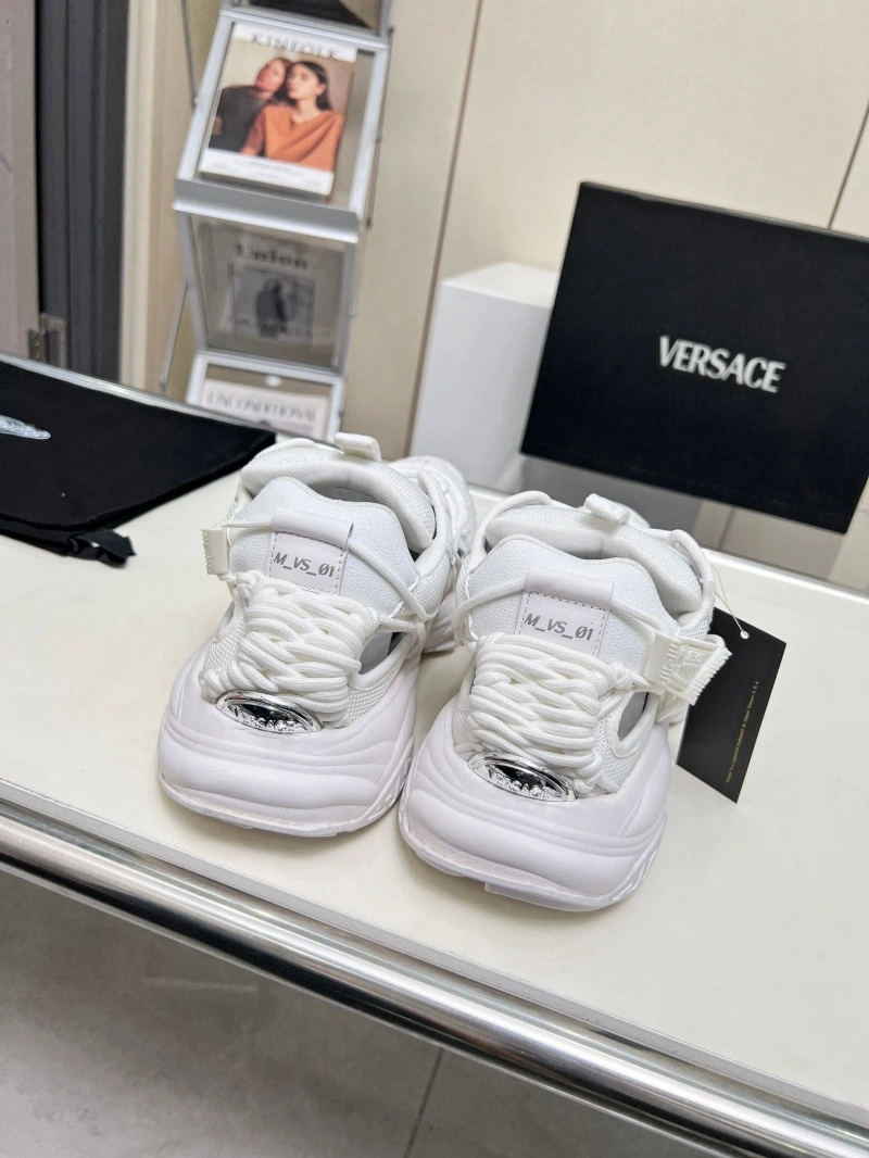 Gxvxnchy Sneakers Minimalist 153695