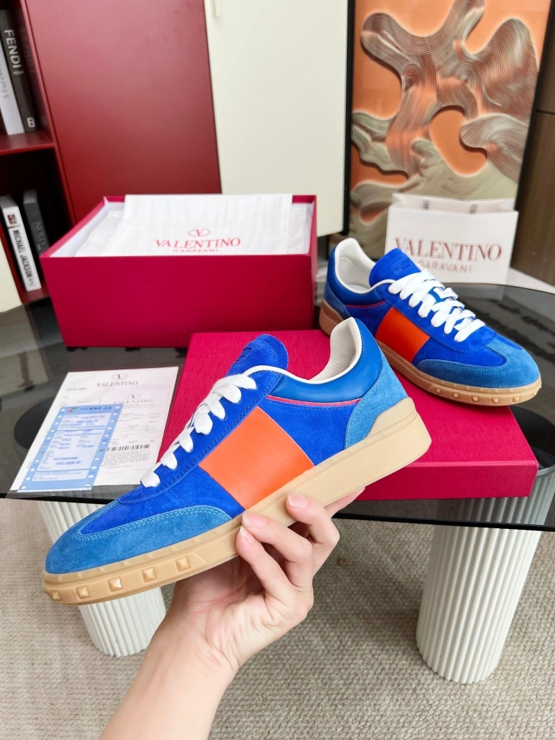 Bold Vxlxntino Sneakers 231356