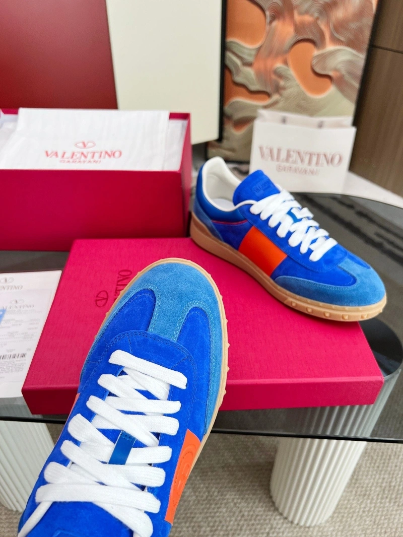 Bold Vxlxntino Sneakers 231356