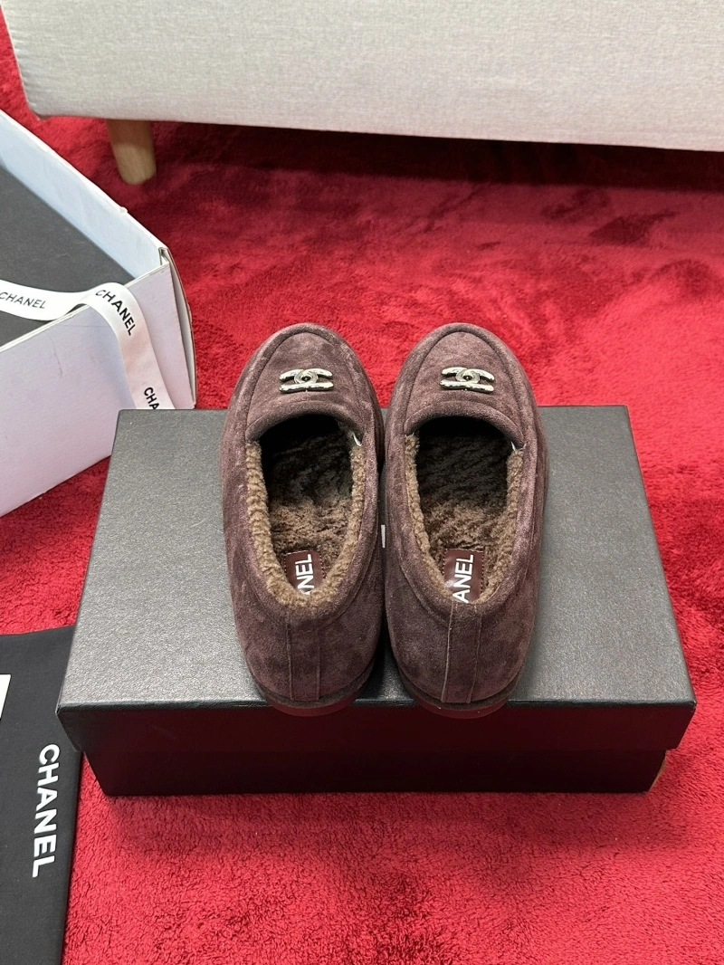 Resilient Chxnxl Leather Shoes 127484