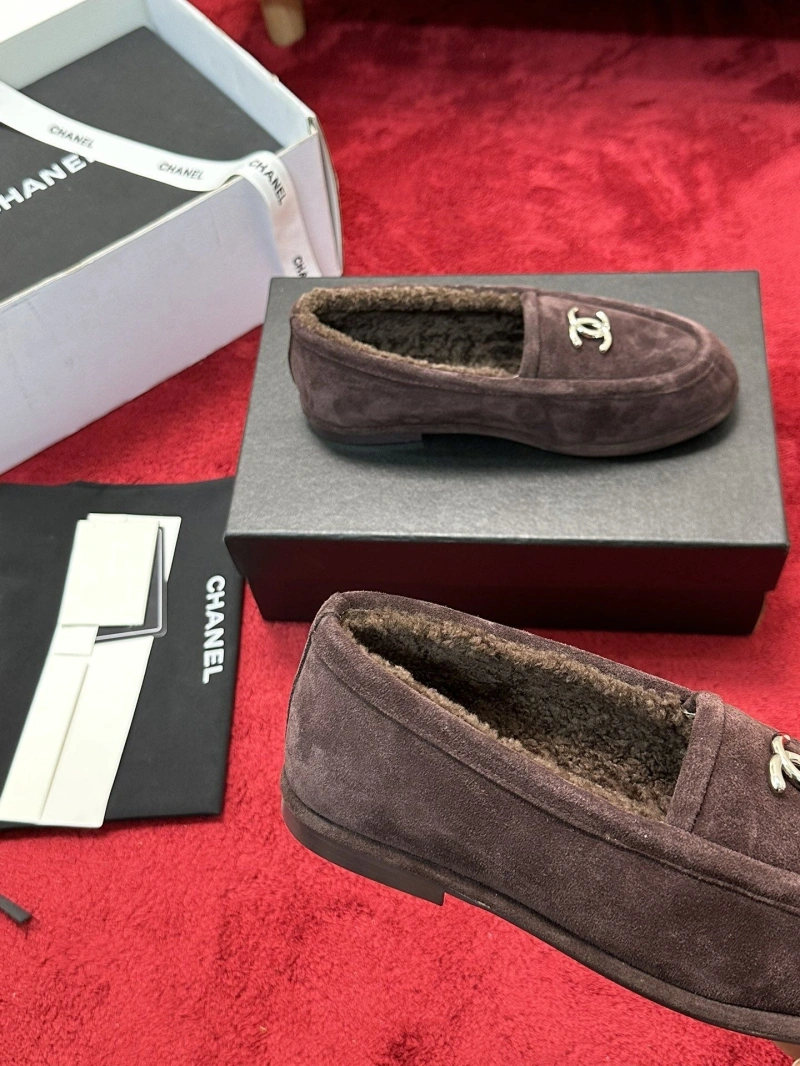 Resilient Chxnxl Leather Shoes 127484