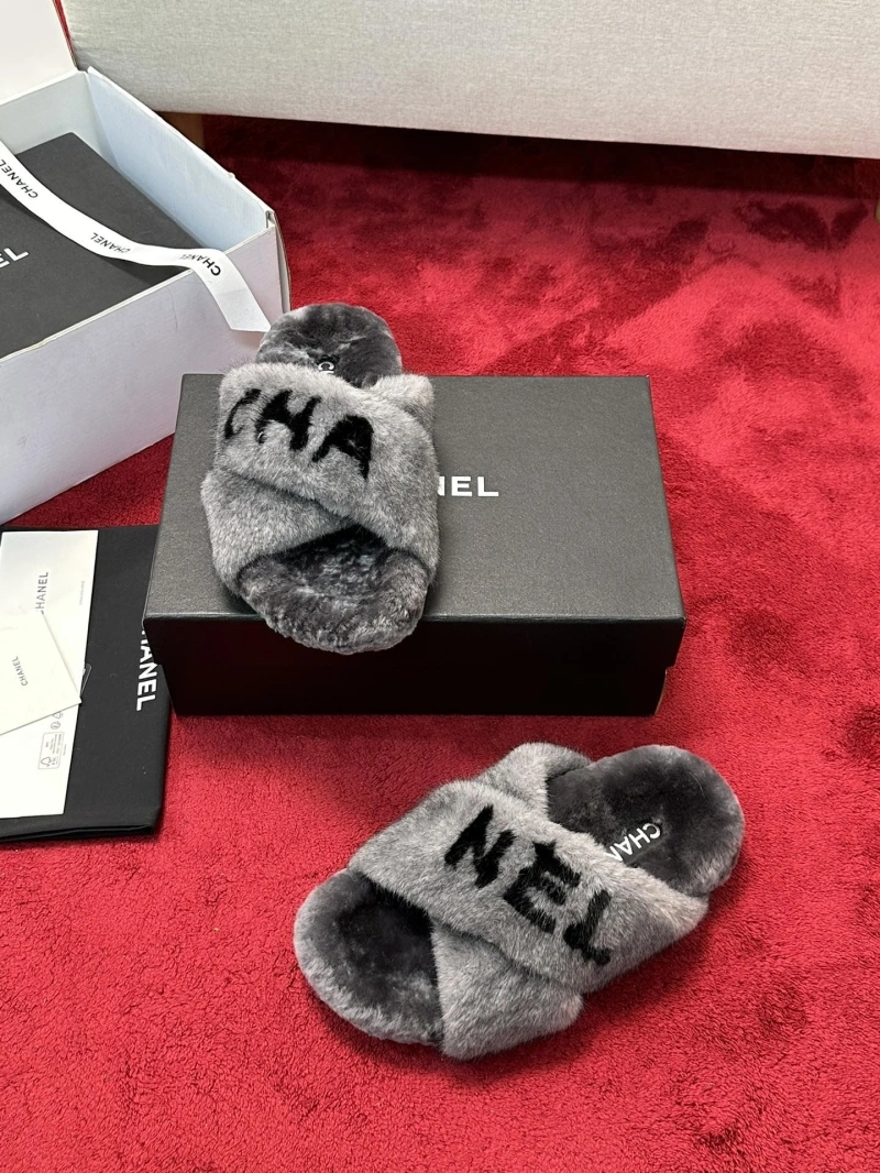 Flexible Chxnxl Slippers 127398