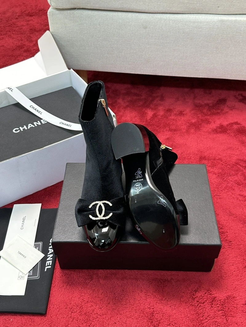 Classic Chxnxl Boots 127697
