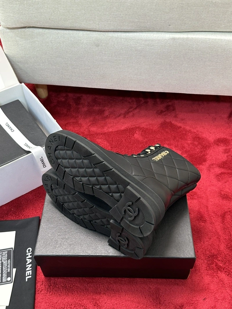 ModernLook Chxnxl Boots 127691