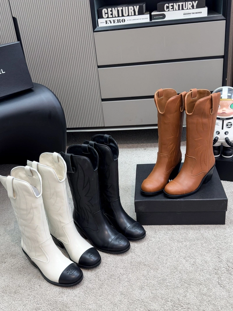 Vibrant Chxnxl Boots 127687
