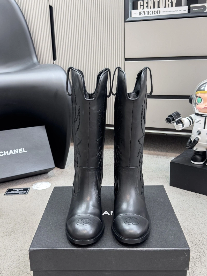 Bold Chxnxl Boots 127688