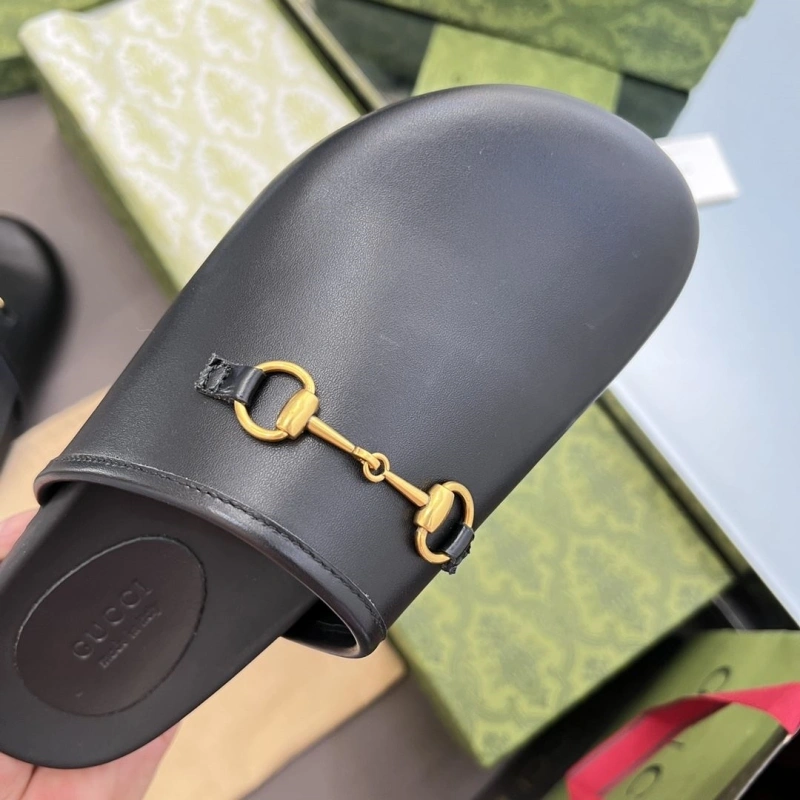 Stylish Gxccx Slippers 161808