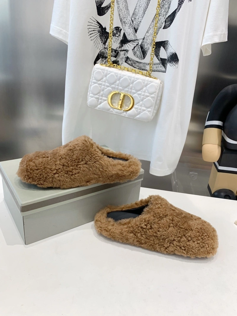 Othxr Slippers ModernLook 215759