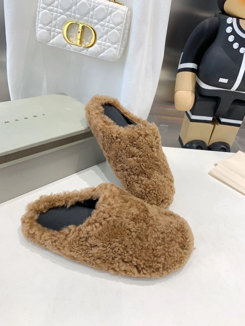 Othxr Slippers ModernLook 215759