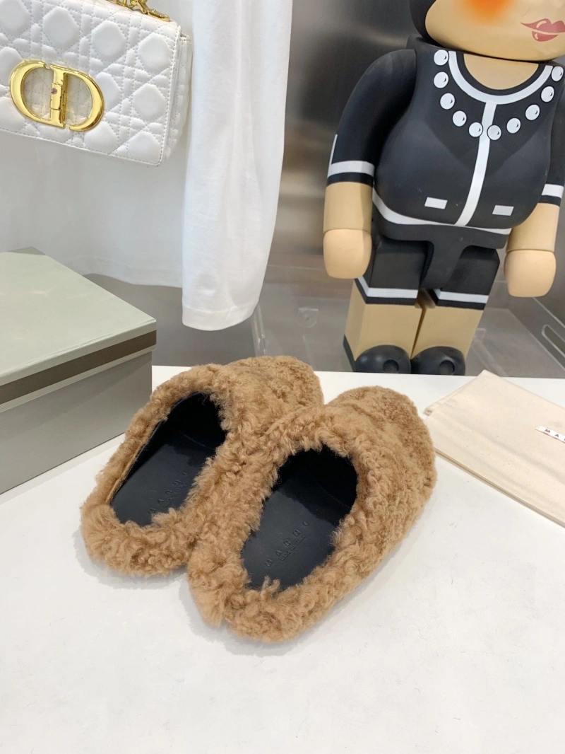 Othxr Slippers ModernLook 215759