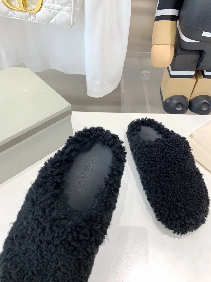 HighQuality Othxr Slippers 215762