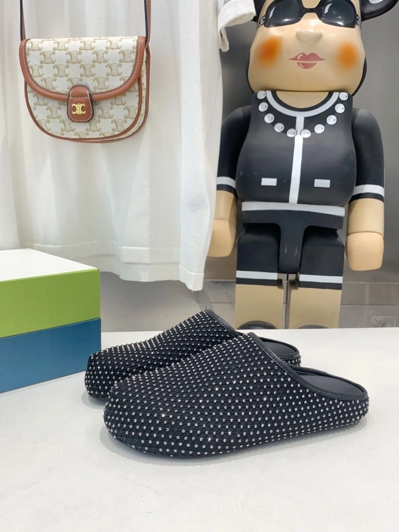 Soft Othxr Slippers 215757