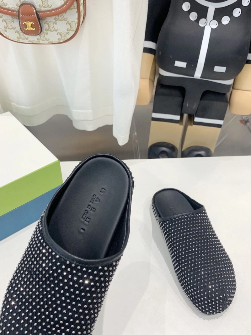 Soft Othxr Slippers 215757