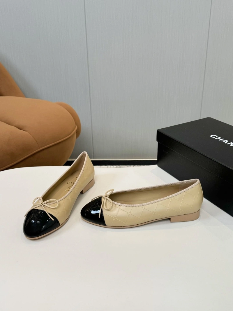 Durable Chxnxl Flat Shoes 127584