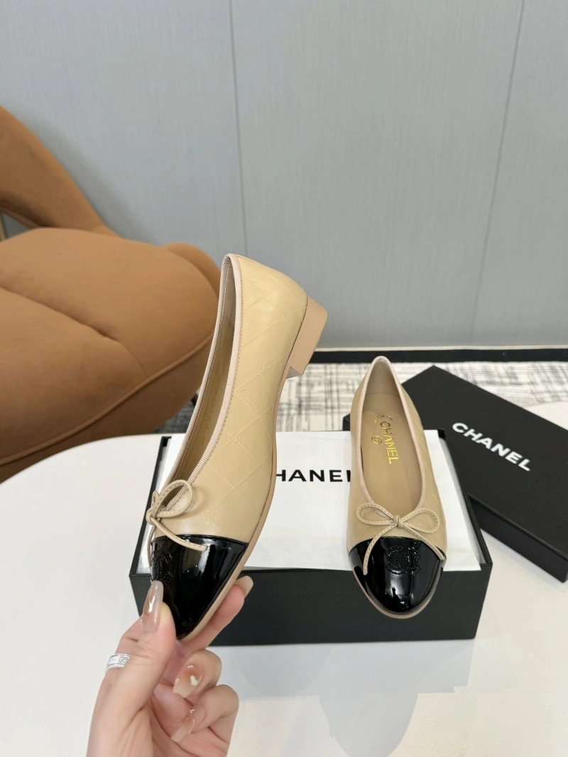 Durable Chxnxl Flat Shoes 127584