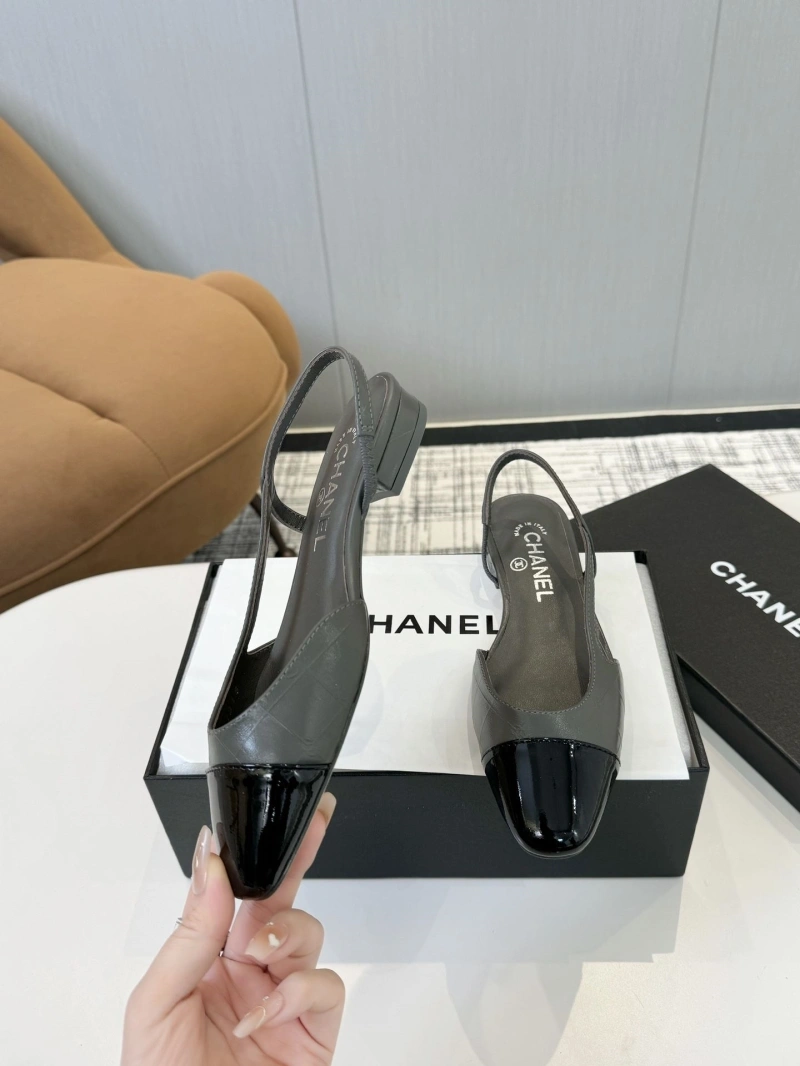 Chxnxl Sandals Bold 127472