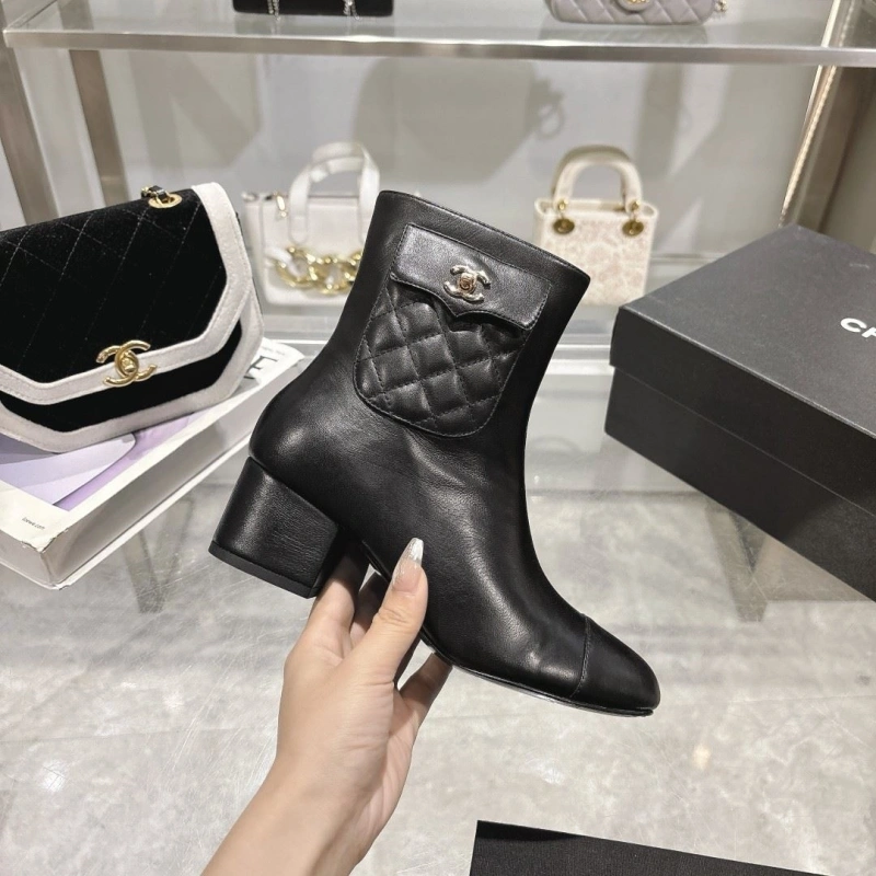 Bright Chxnxl Boots 127681