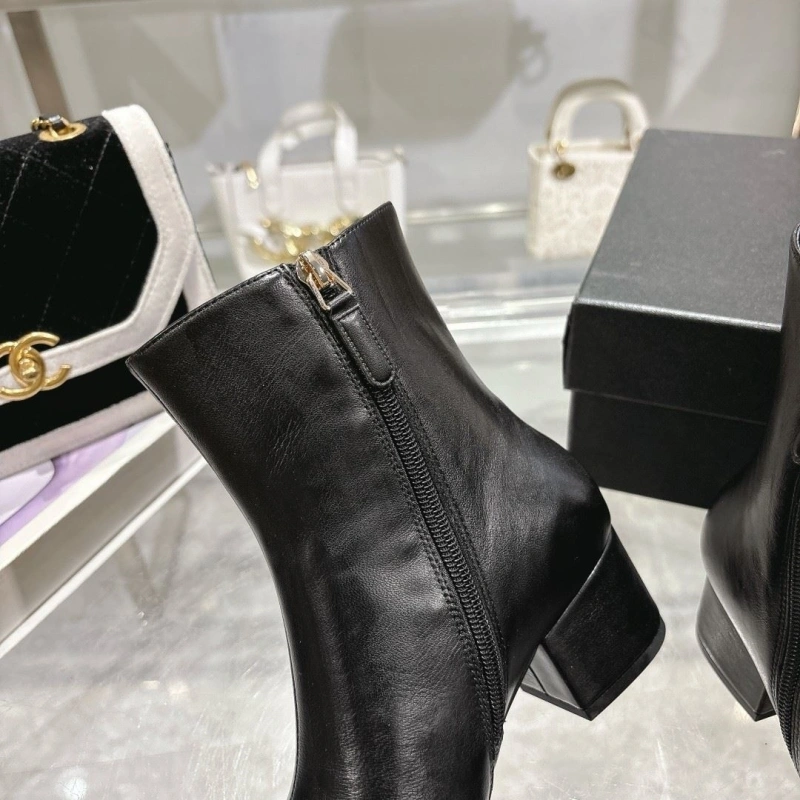 Bright Chxnxl Boots 127681