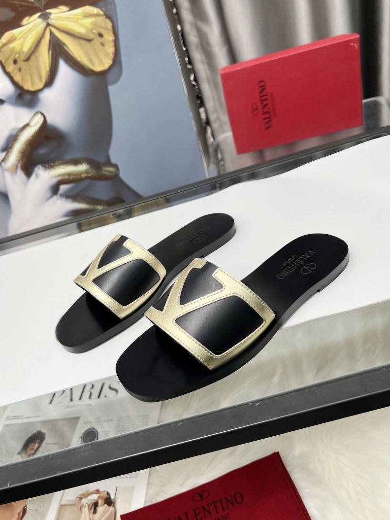 HighQuality Vxlxntino Slippers 228826