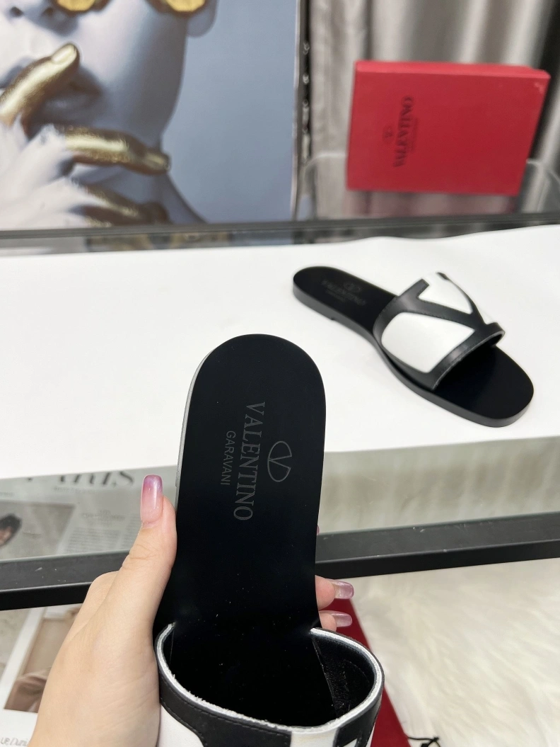 Vxlxntino Slippers Sleek 228796