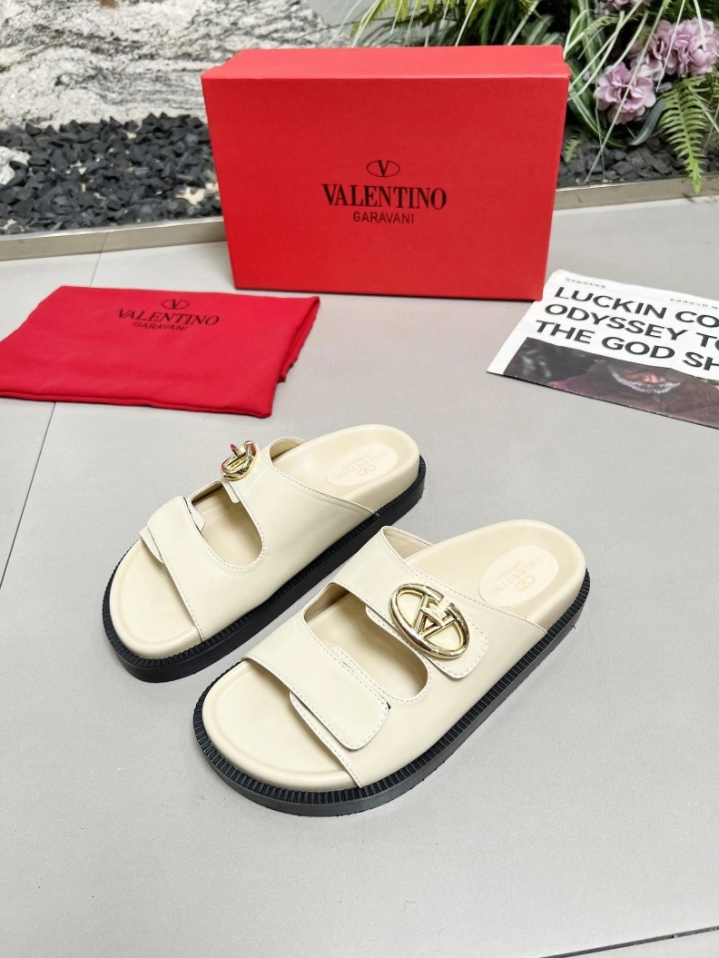 Flexible Vxlxntino Sandals 228856