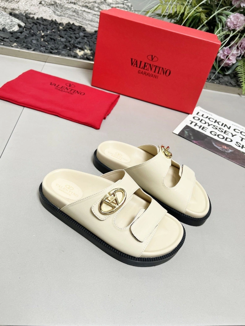 Flexible Vxlxntino Sandals 228856