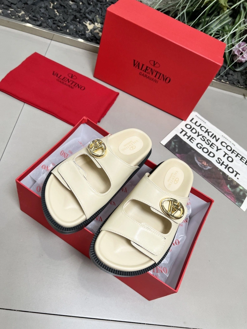 Flexible Vxlxntino Sandals 228856