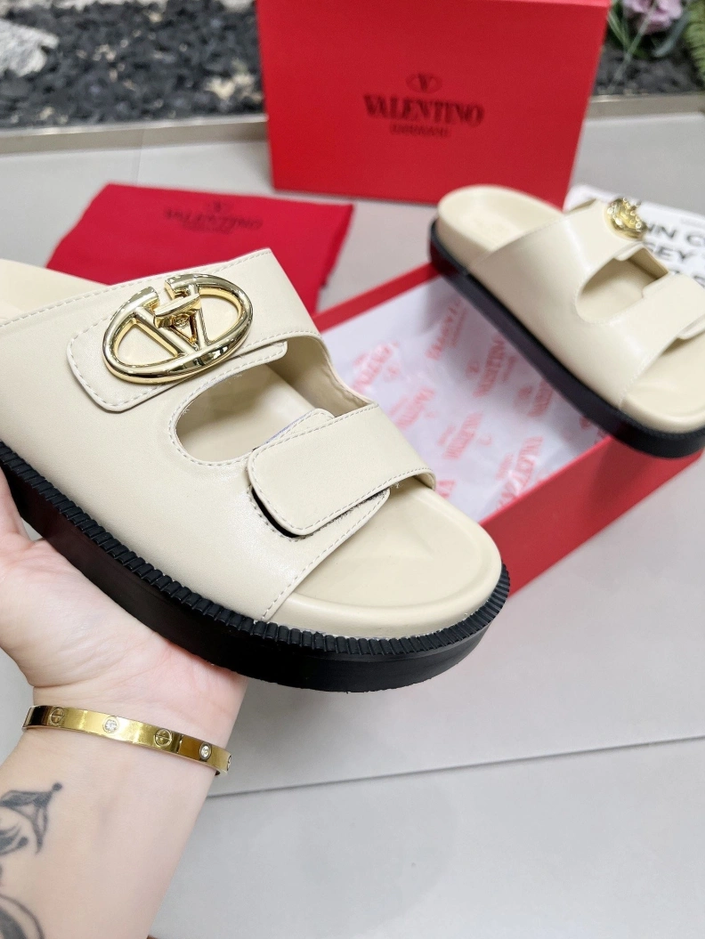 Flexible Vxlxntino Sandals 228856