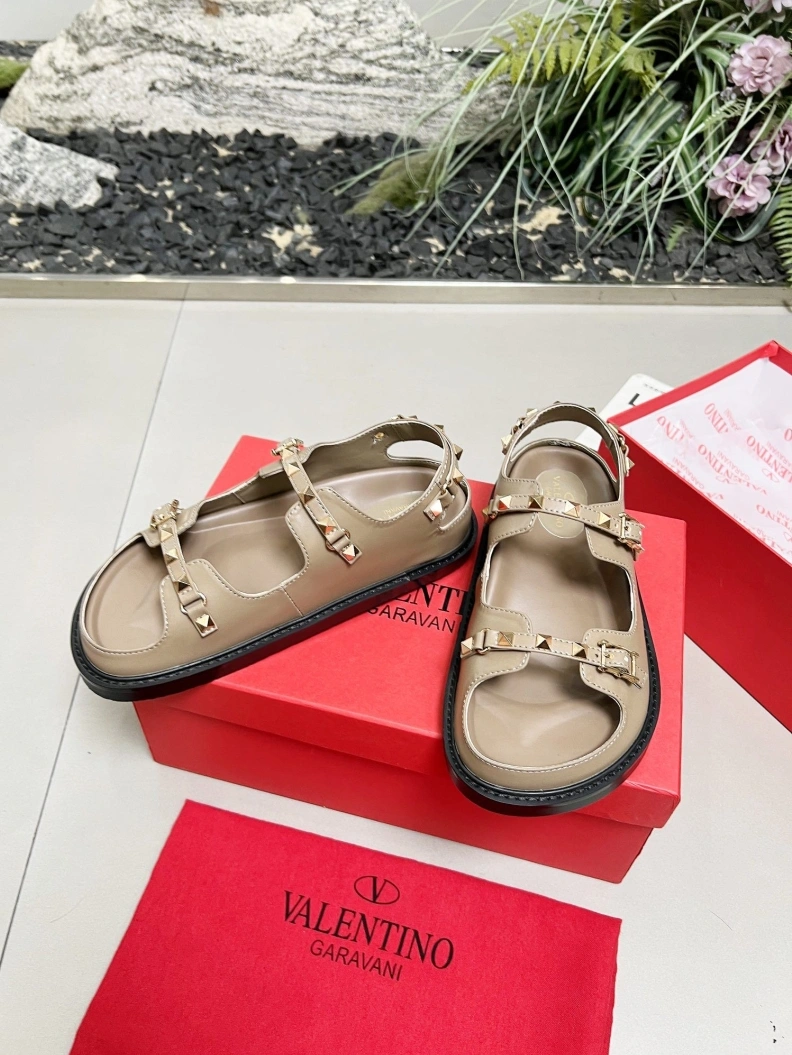 Comfortable Vxlxntino Sandals 228846