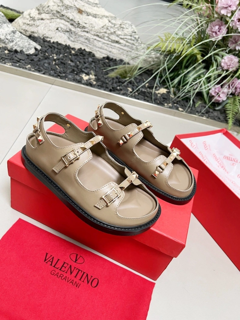 Comfortable Vxlxntino Sandals 228846