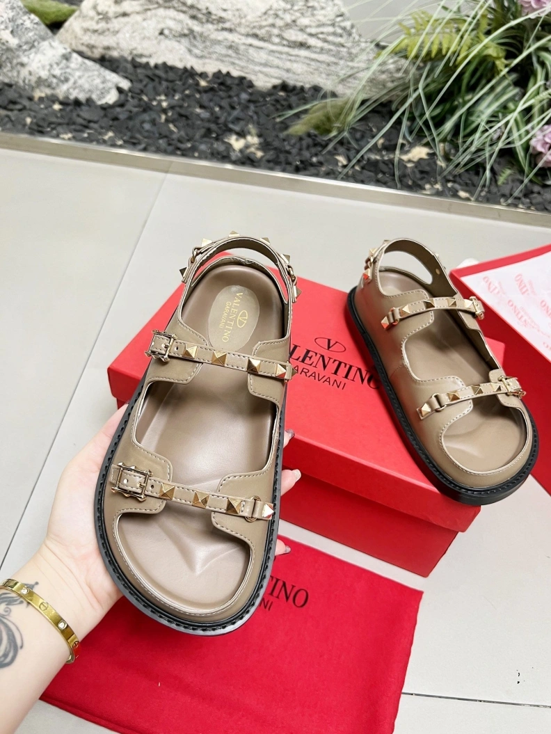 Comfortable Vxlxntino Sandals 228846