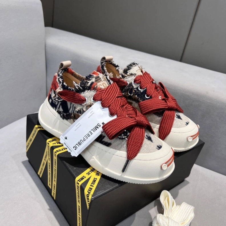 WellDesigned Othxr Sneakers 210156