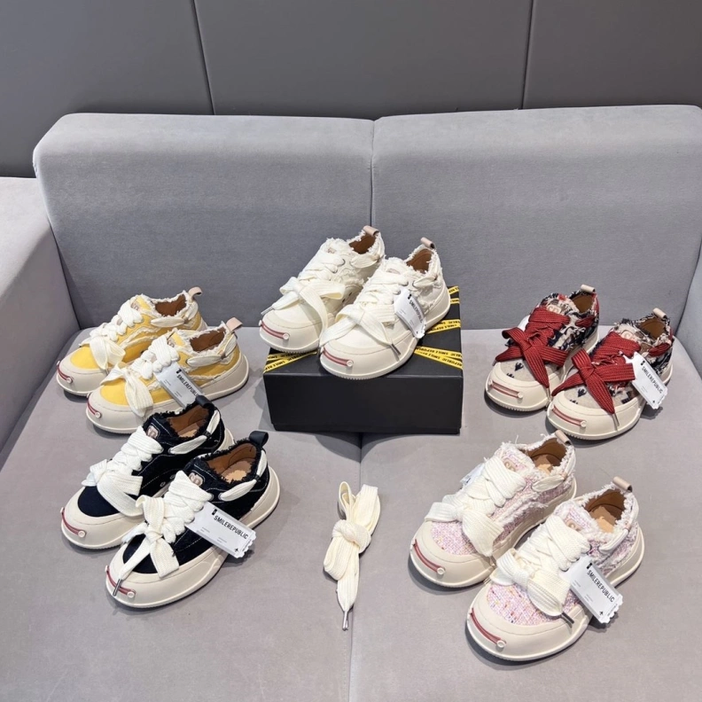 Bright Othxr Sneakers 210152