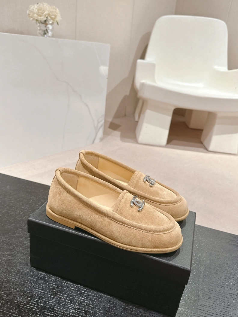 Fashionable Chxnxl Leather Shoes 118432