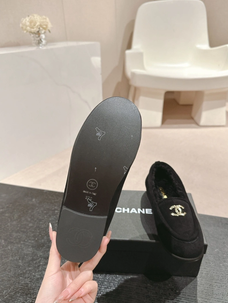 Bright Chxnxl Leather Shoes 118426
