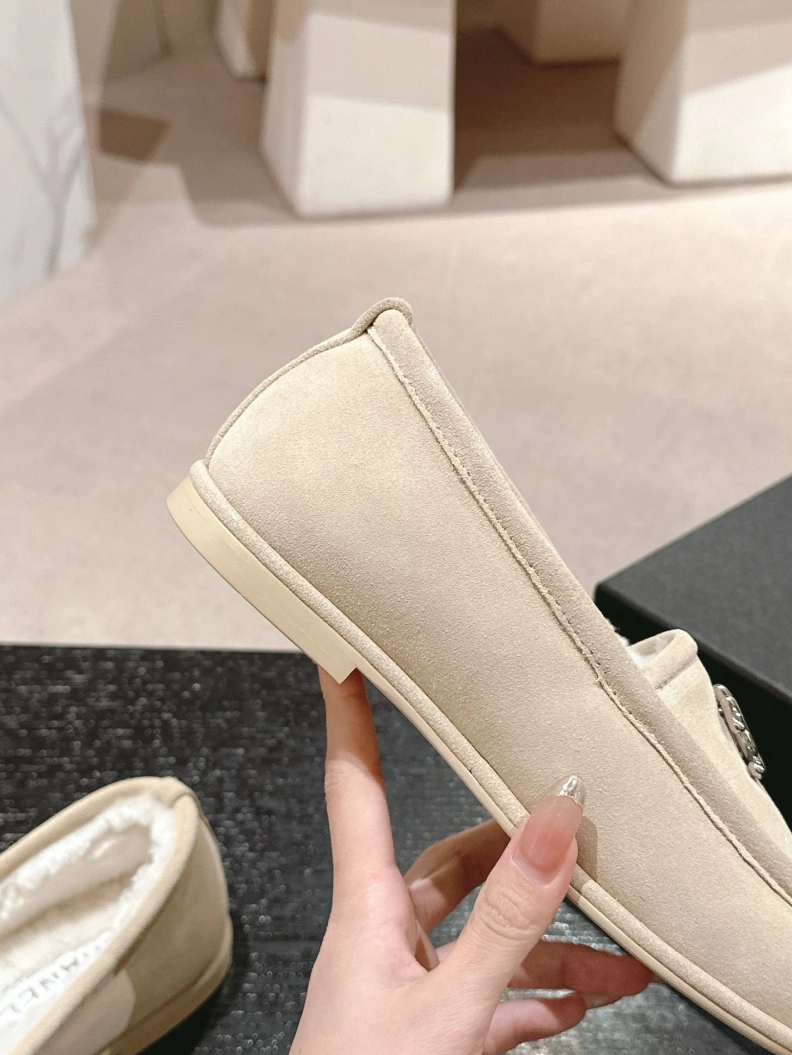 Trendy Chxnxl Leather Shoes 118423
