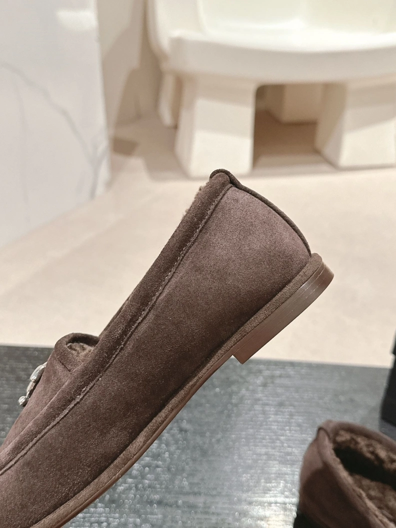 Timeless Chxnxl Leather Shoes 118425