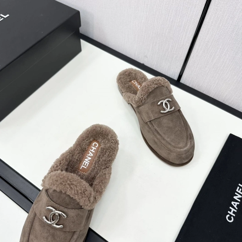 Chxnxl Slippers EyeCatching 118230