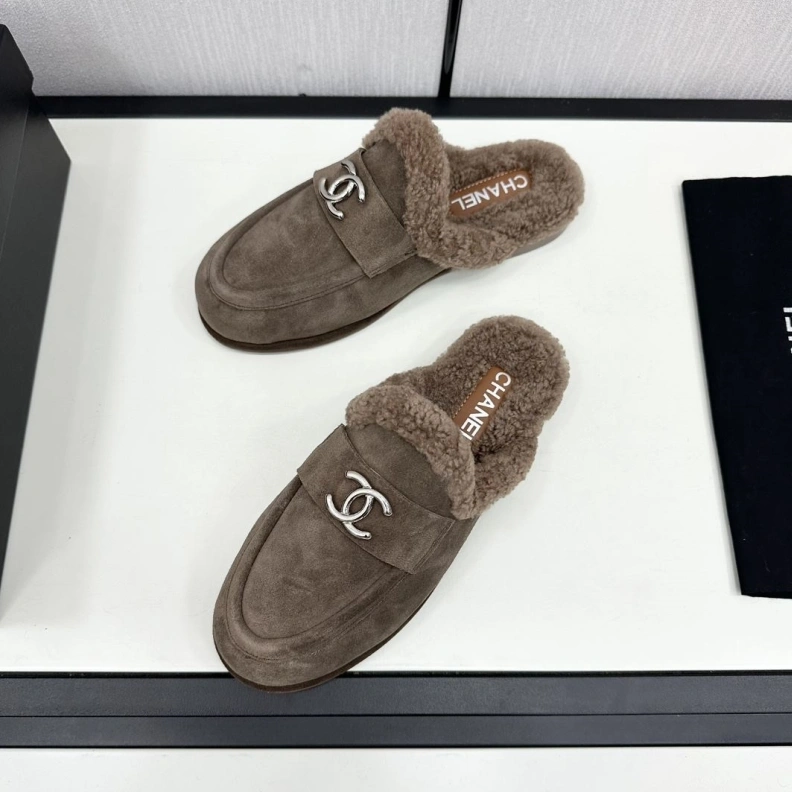 Chxnxl Slippers EyeCatching 118230