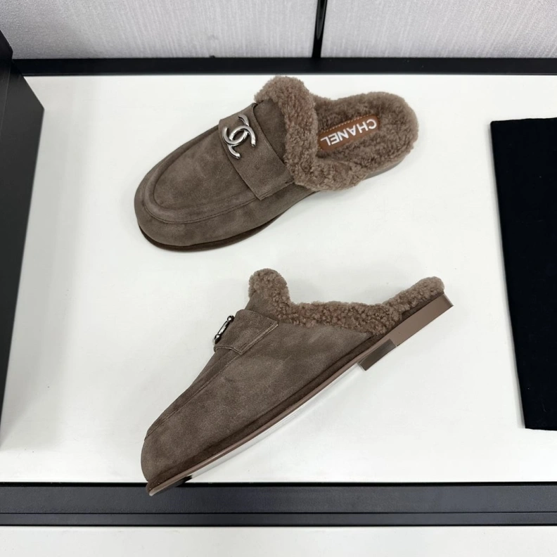 Chxnxl Slippers EyeCatching 118230
