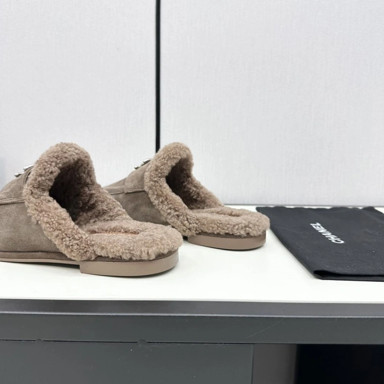 Chxnxl Slippers EyeCatching 118230