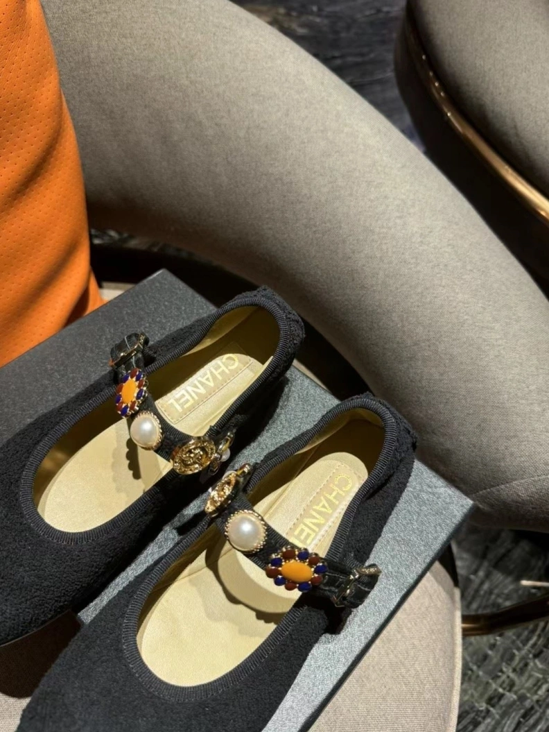Trendsetting Chxnxl Flat Shoes 118513
