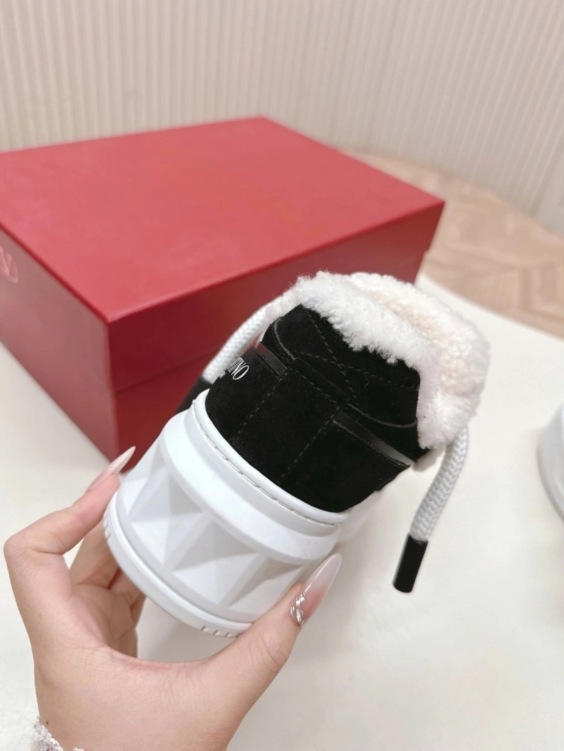 SportInspired Vxlxntino Casual Shoes 228912