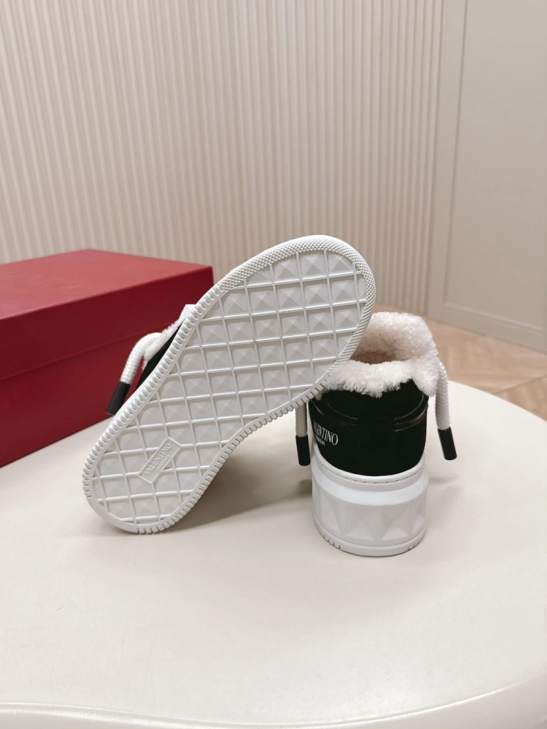 SportInspired Vxlxntino Casual Shoes 228912